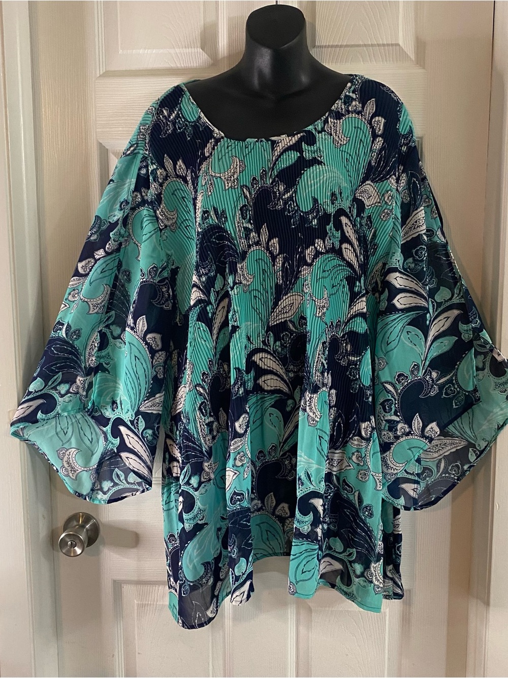 Catherines Top Size 4X Blue Turquoise Paisley Crinkle Boho Tunic Too 3/4 Sleeve